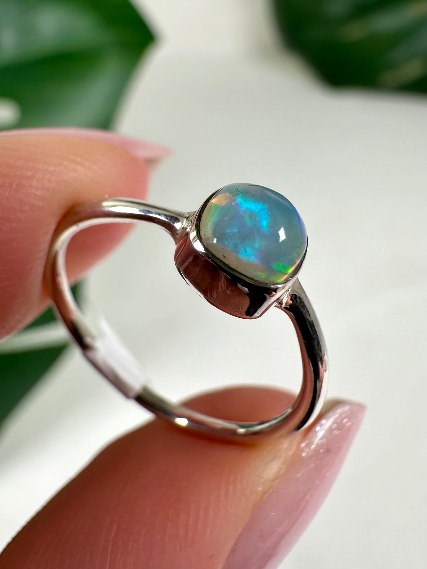 Äthiopischer Opal Ring in 925 Silber - Größe 54