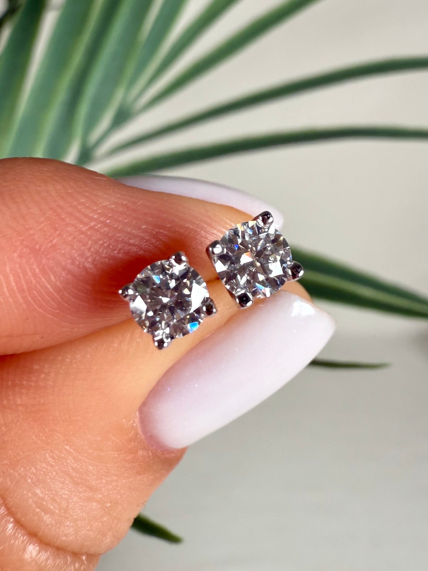 Veya Moissanit Ohrstecker 4,5mm - 0,8 ct. Silber