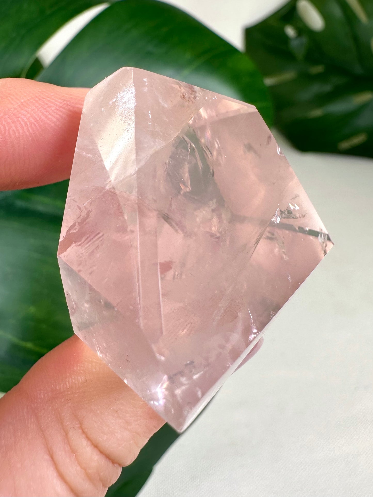 Rose Quartz No. 24R4