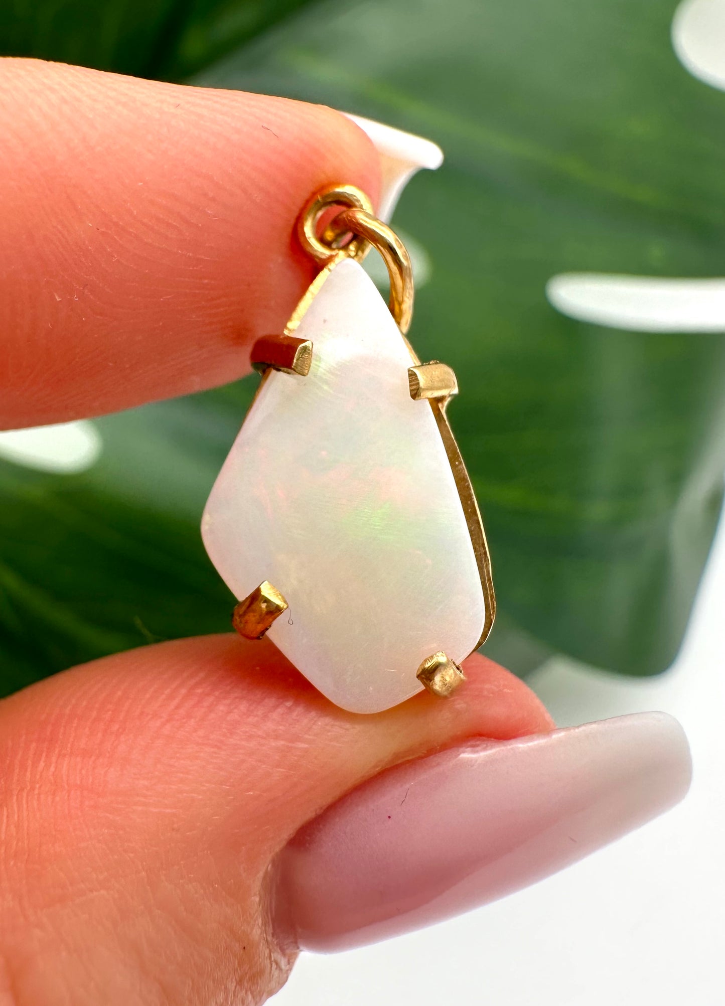 Weißer Opal Anhänger Nr. 499WO