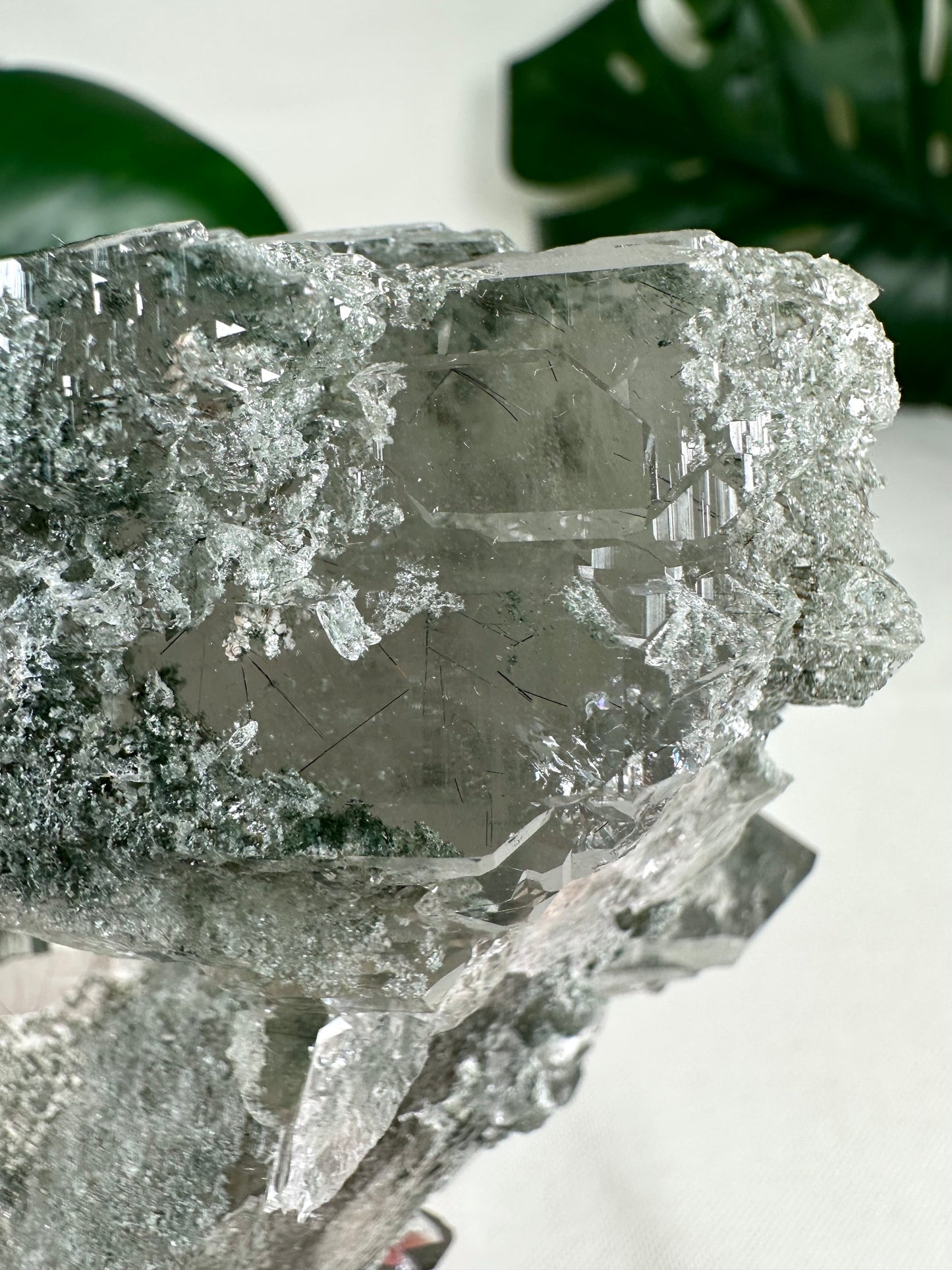 Himalaya Quarz 'Gwindel' mit Anatas & Chlorit & Rutil HQ Nr.1849HG
