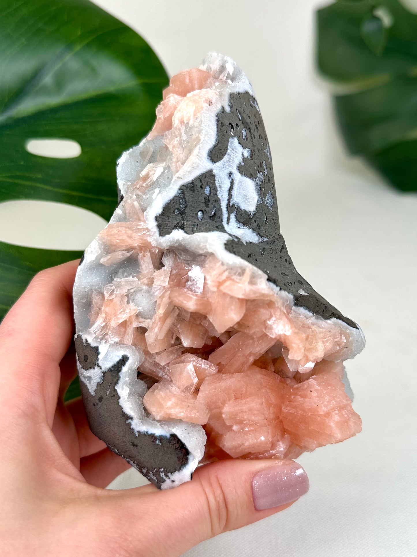 Blauer Chalcedon mit Stilbit Nr.173CS
