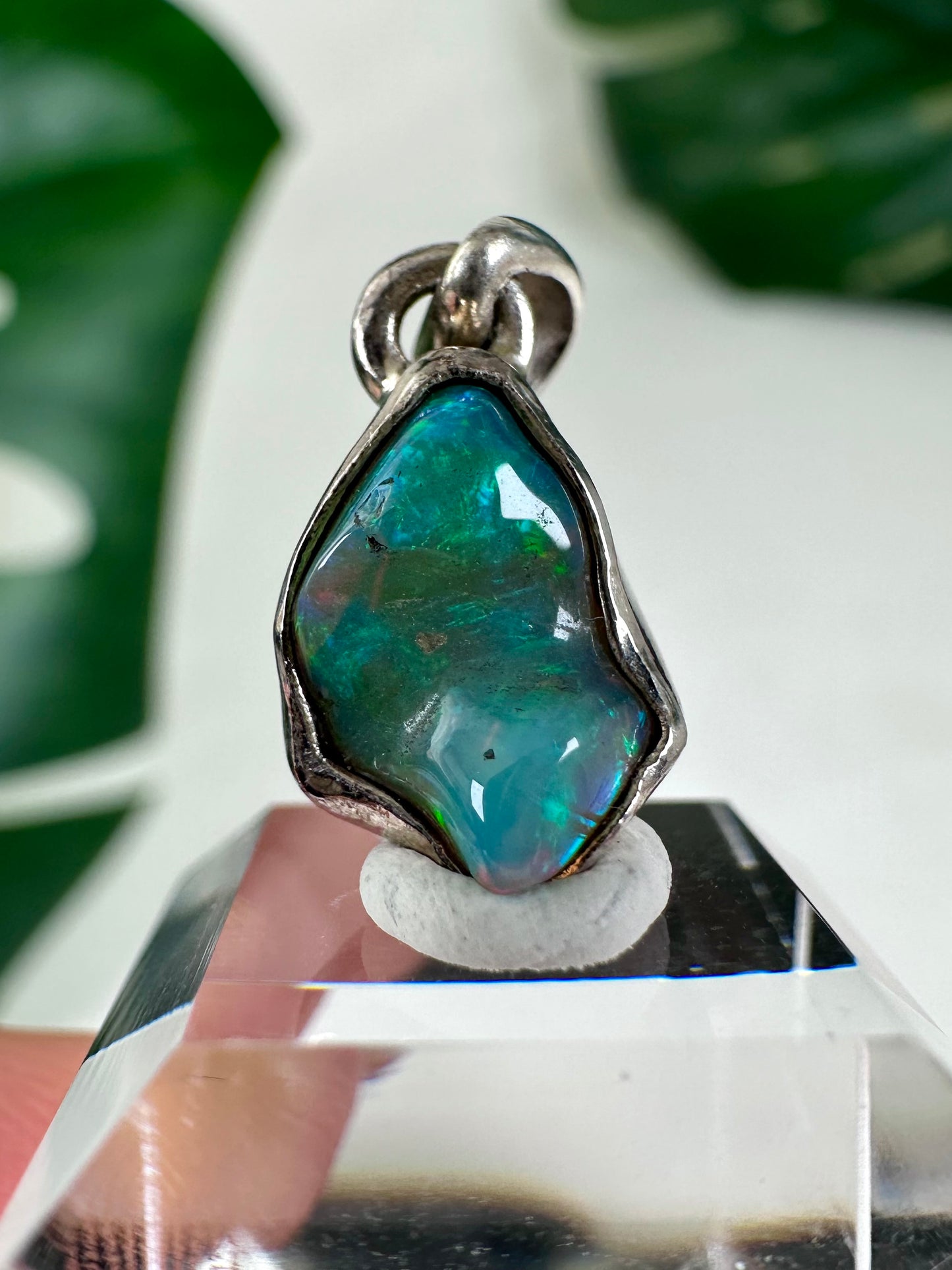 Colgante de ópalo etíope en plata 925 n.º 45O1