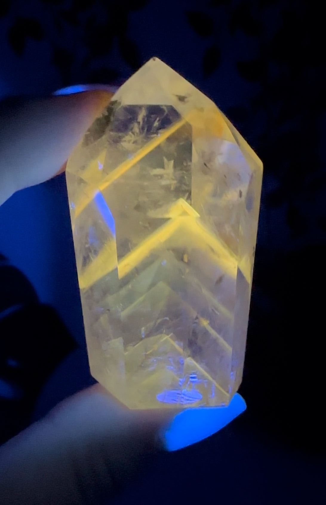 Amethyst x Powellit UV-Reaktiv Nr.43AP