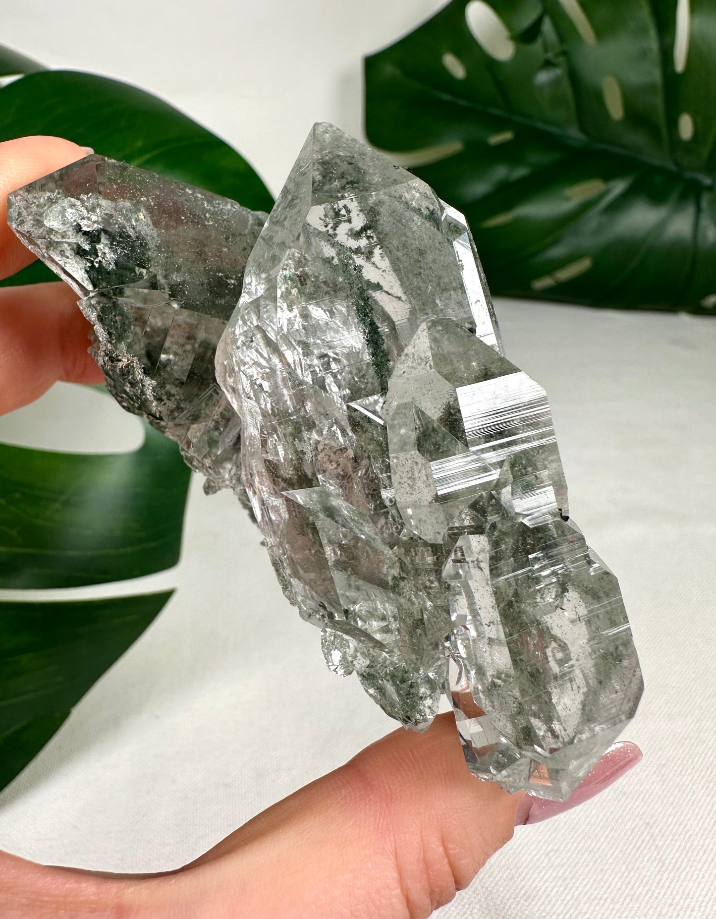 Himalaya Quarz 'Gwindel' mit Anatas & Chlorit Nr.835HG