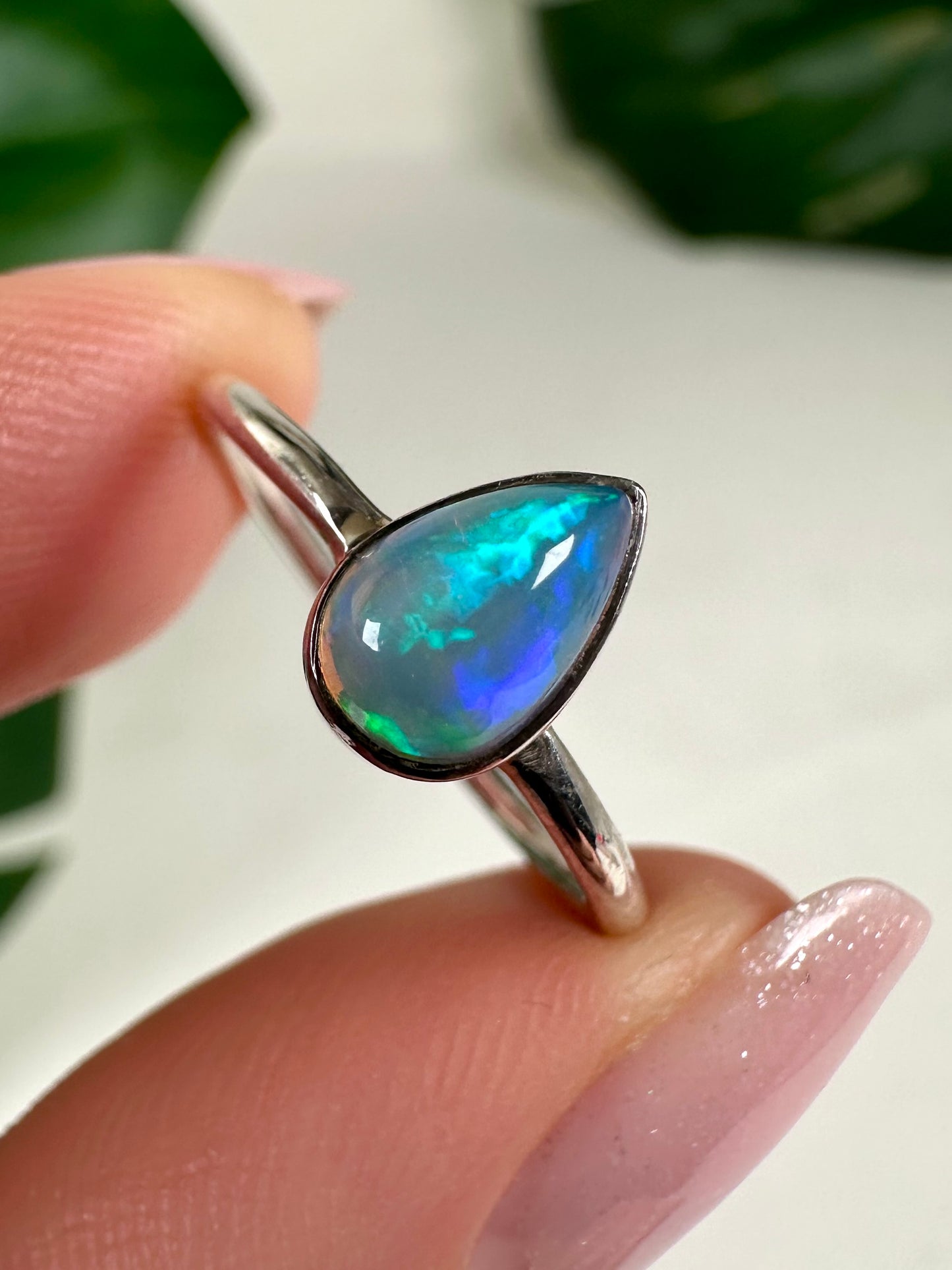 Äthiopischer Opal Ring in 925 Silber - Größe 57