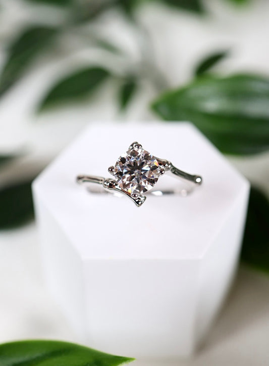 Solira Moissanit Ring Silber