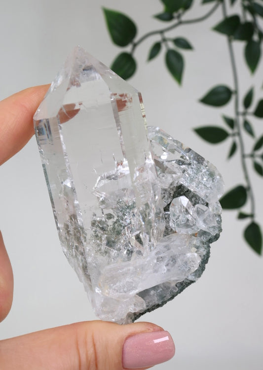 Himalaya Quarz mit Chlorit HQ NR.589HS