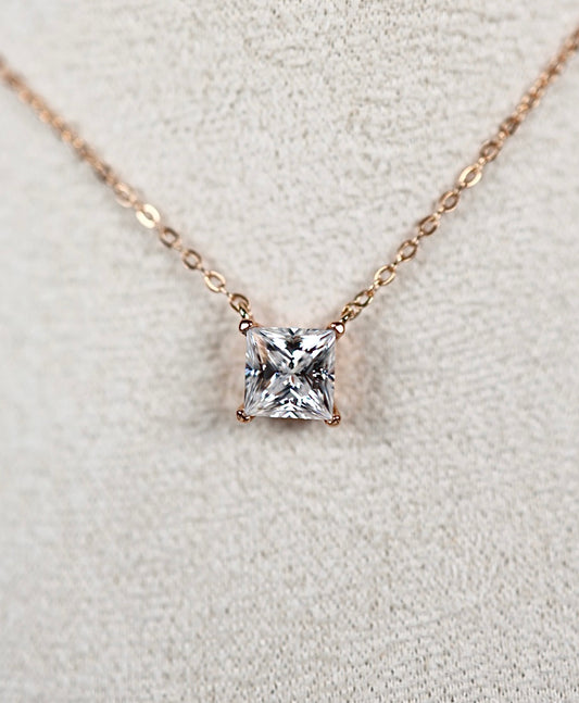 Isera Moissanit Kette Rose Gold