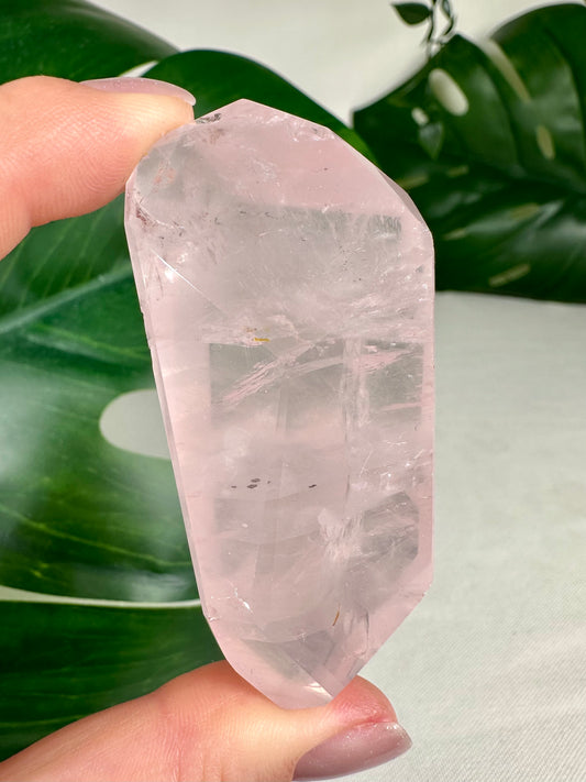 Rosenquarz mit Pyrit Nr.40RP