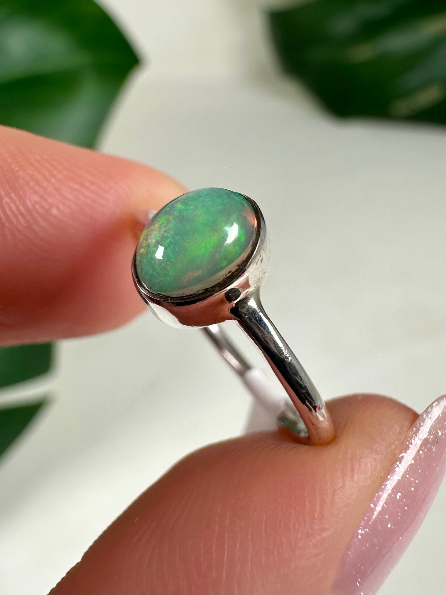 Äthiopischer Opal Ring in 925 Silber - Größe 54
