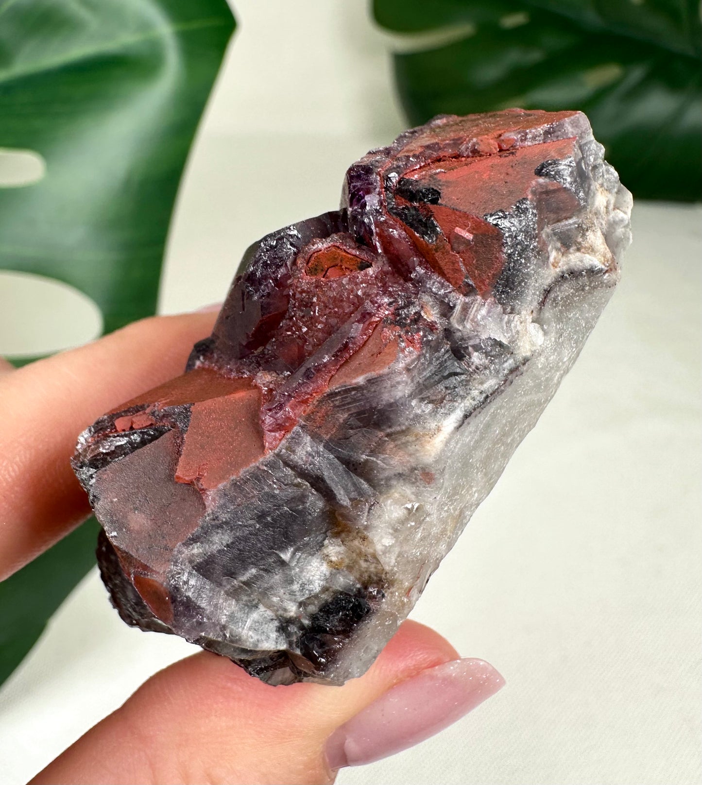 Amethyst mit Hämatit Nr.25AH