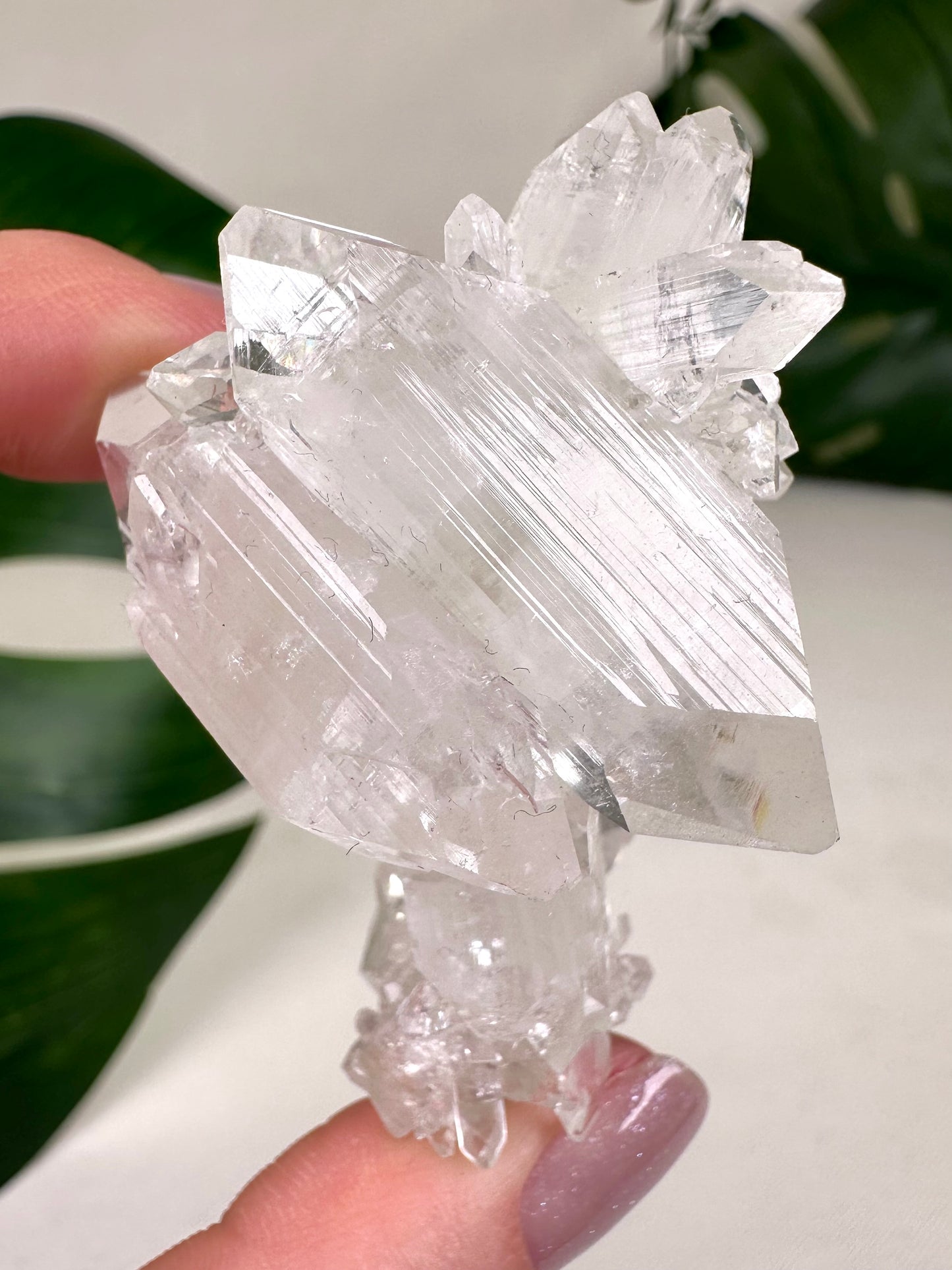 Apophyllite with Stilbite Stalactite HQ No.101AZ