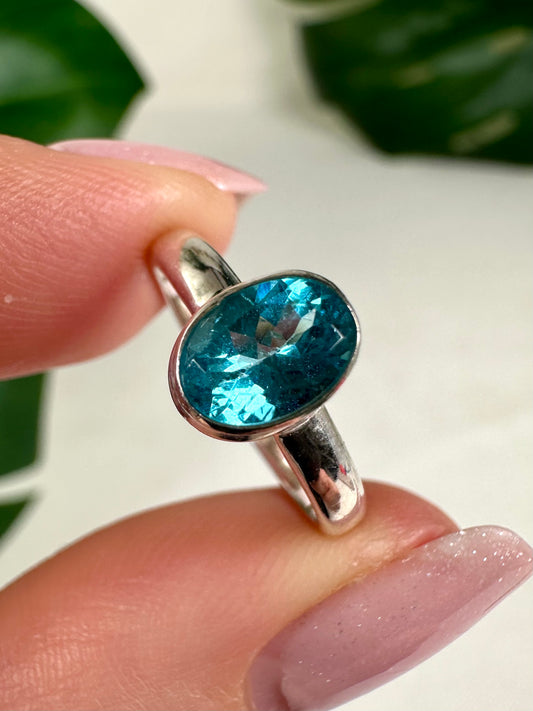 Blauer Apatit Ring in 925 Silber - Größe 52