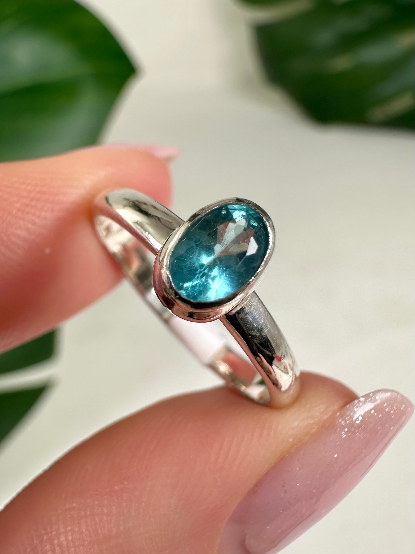 Blauer Apatit Ring in 925 Silber - Größe 57