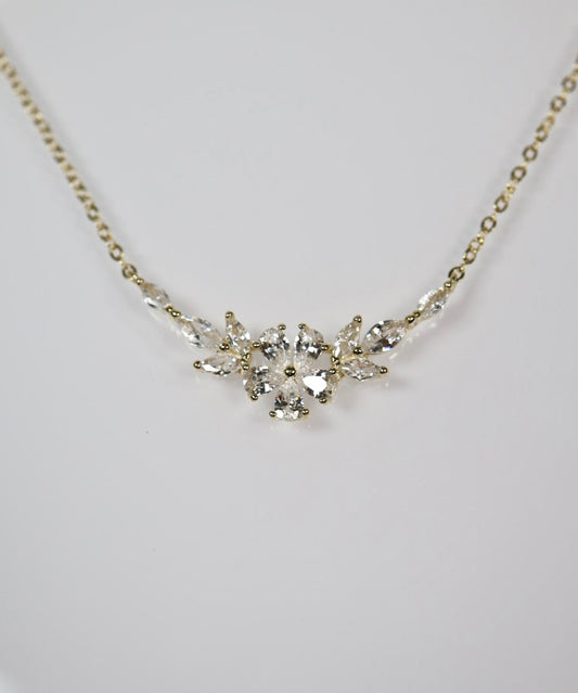 Petalyn Kette Gold