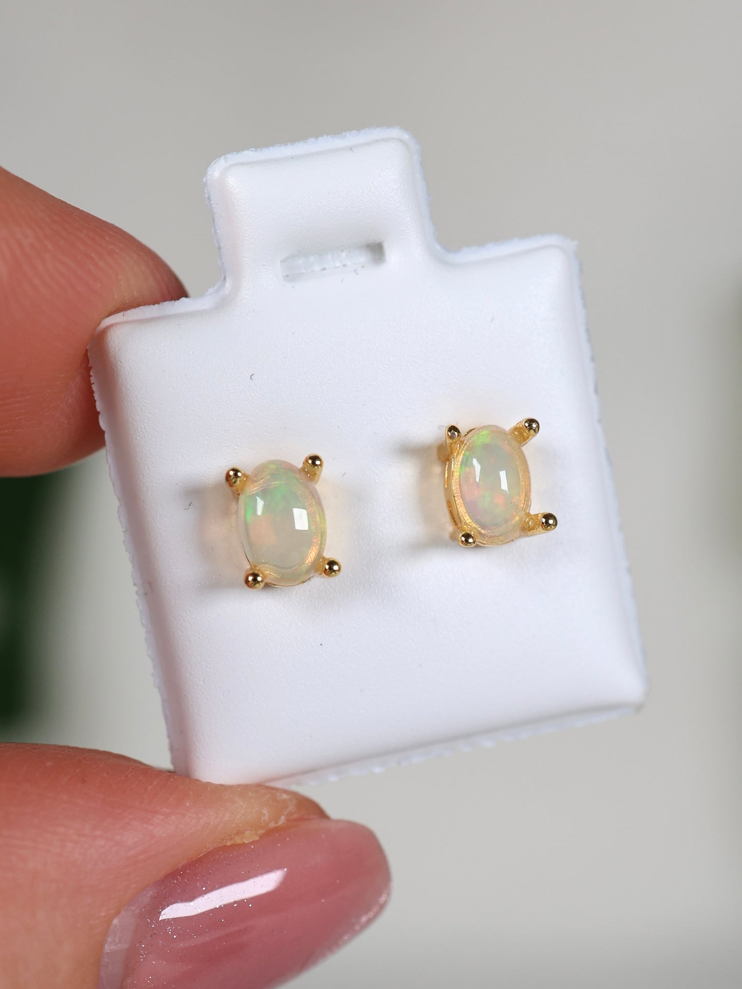 Helle Opal Ohrstecker Vergoldet - Auswahl